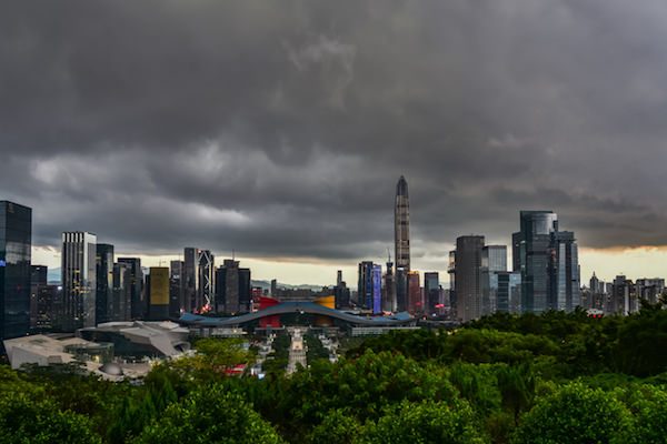 中国当局「株価バブル警戒」 中国株式市場は投機中心